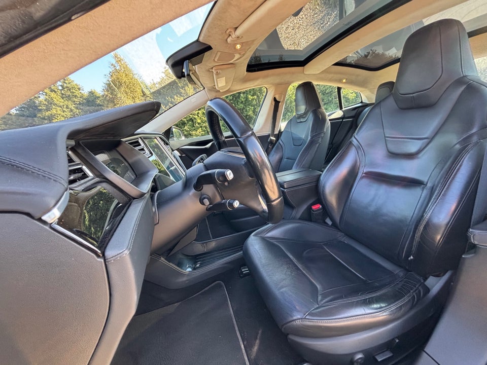 Tesla Model S 70D 5d