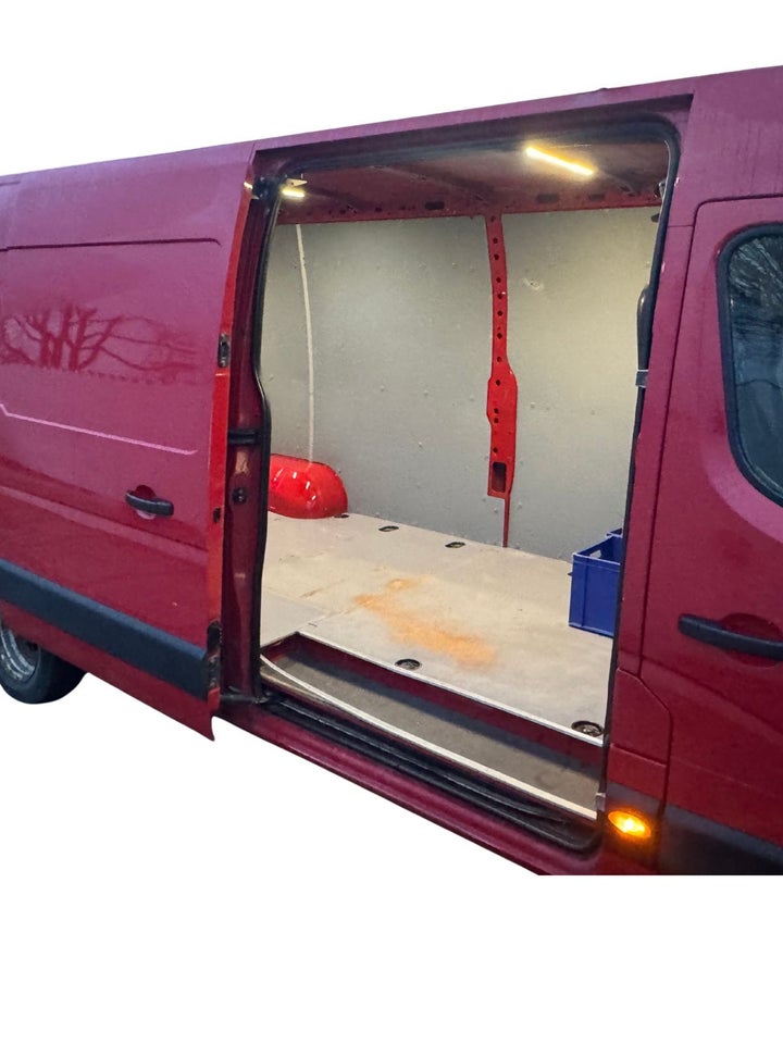 Nissan NV400 2,3 dCi 165 L4H3 Comfort Van RWD