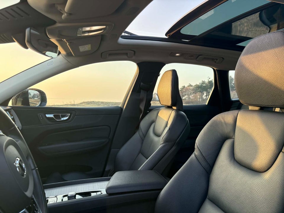 Volvo XC60 2,0 T6 ReCharge Inscription aut. AWD 5d