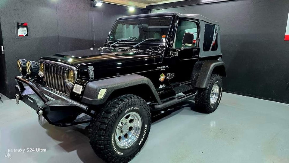Jeep Wrangler 4,0 4x4 3d