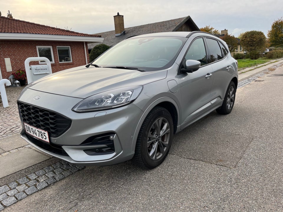 Ford Kuga 2,5 PHEV ST-Line X CVT 5d