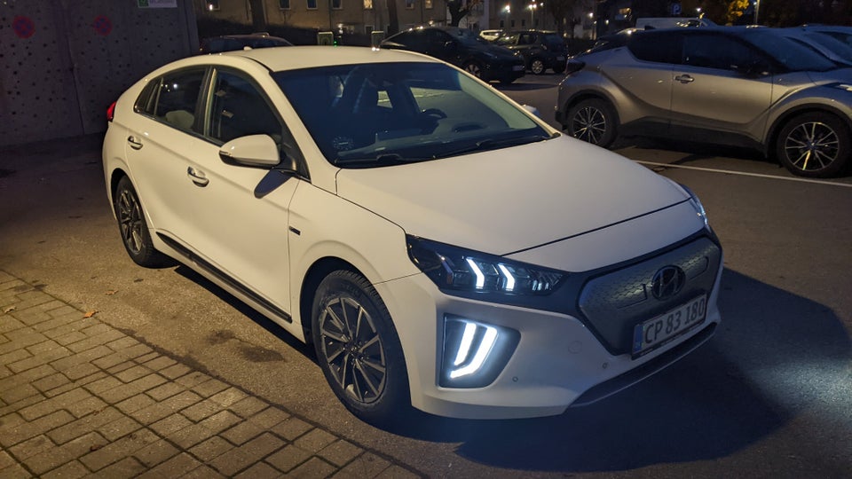 Hyundai Ioniq EV Premium 5d