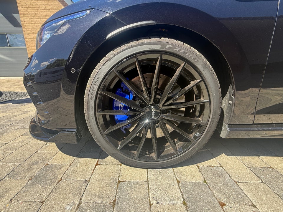 VW Golf VIII 2,0 R DSG 4Motion 5d