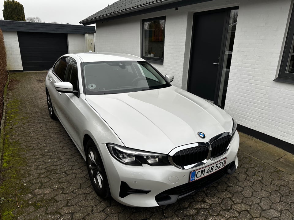 BMW 320i 2,0 Sport Line aut. 4d