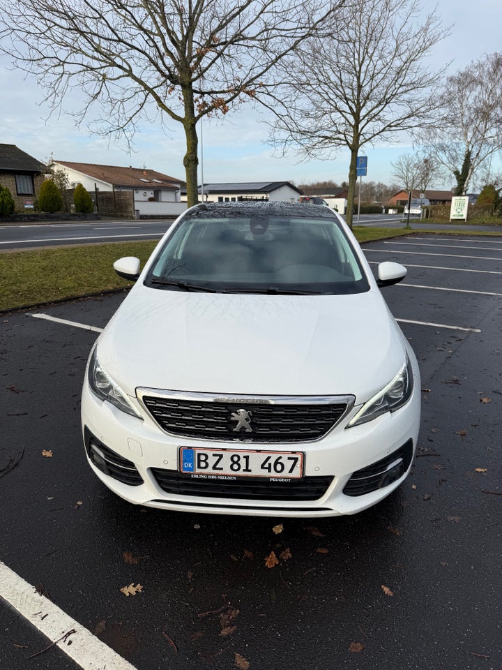 Peugeot 308 1,6 BlueHDi 120 Edition+ 5d