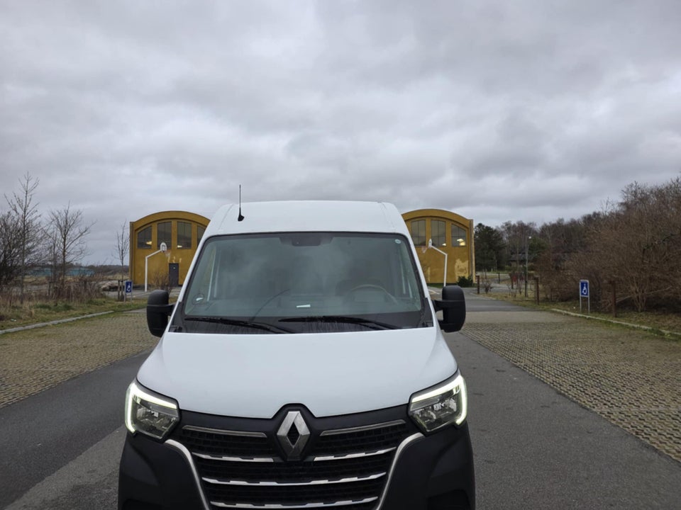 Renault Master IV T35 2,3 dCi 150 L3H2 Kassevogn