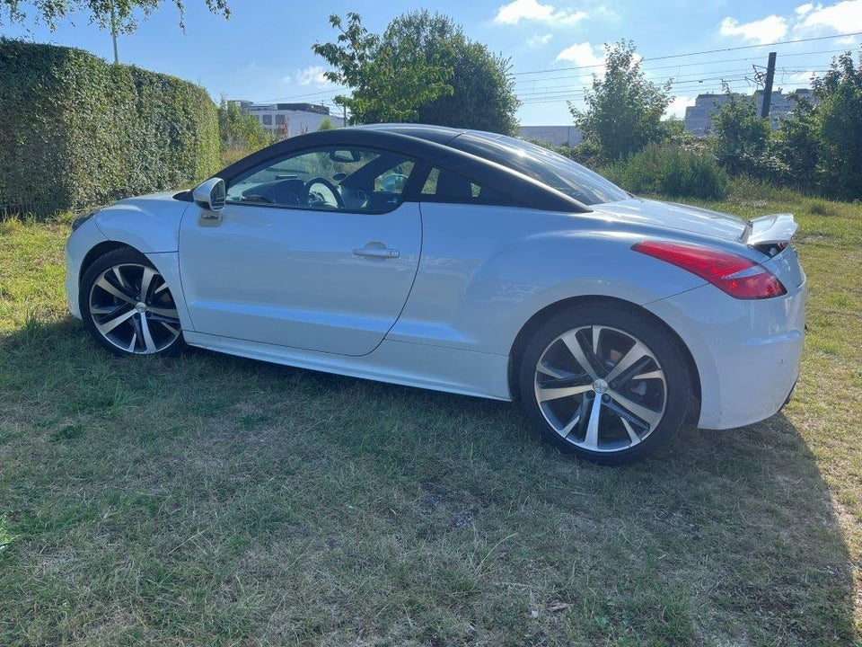 Peugeot RCZ 1,6 THP 155 2d