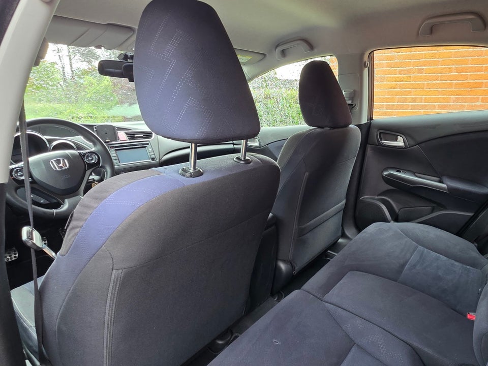 Honda Civic 1,6 i-DTEC Sport 5d