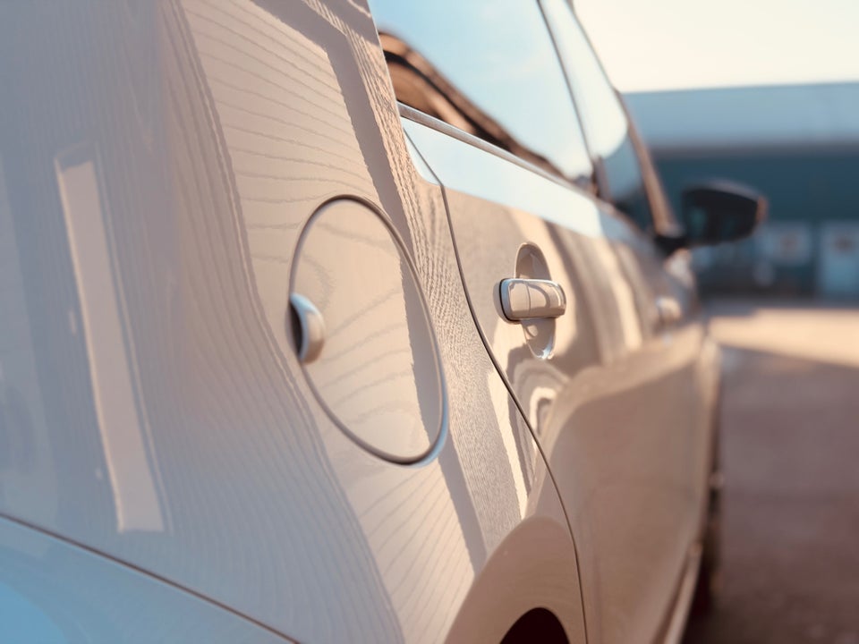 VW Up! 1,0 TSi 90 High Up! BMT 5d