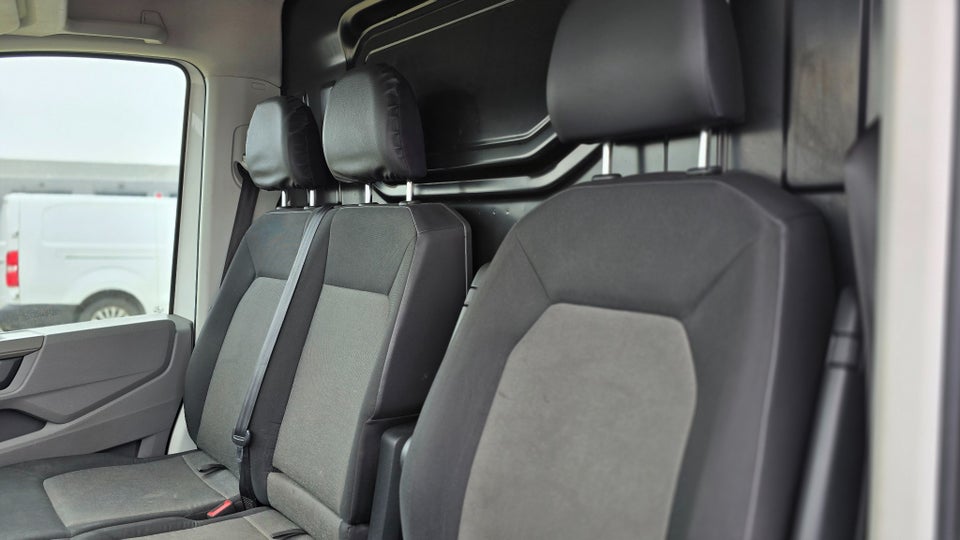 VW Crafter 35 2,0 TDi 177 Kassevogn L3H3 aut.