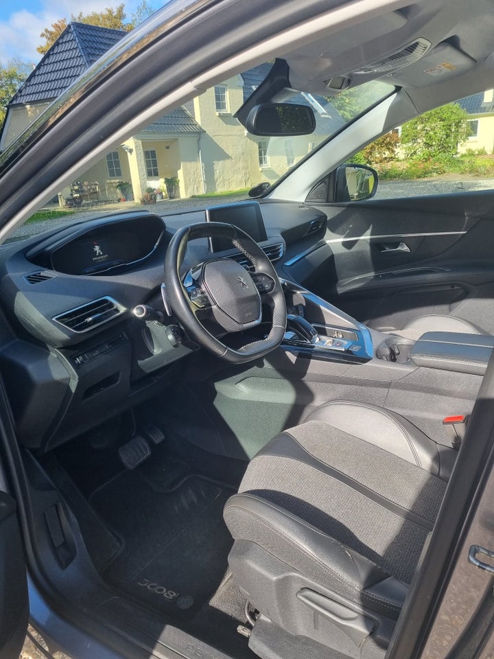 Peugeot 3008 1,5 BlueHDi 130 Allure Limited EAT8 5d