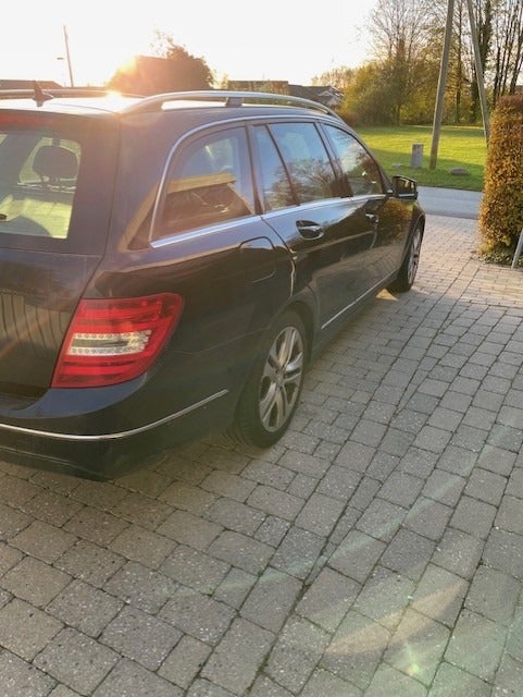 Mercedes C200 2,2 CDi Avantgarde AMG stc. aut. 5d