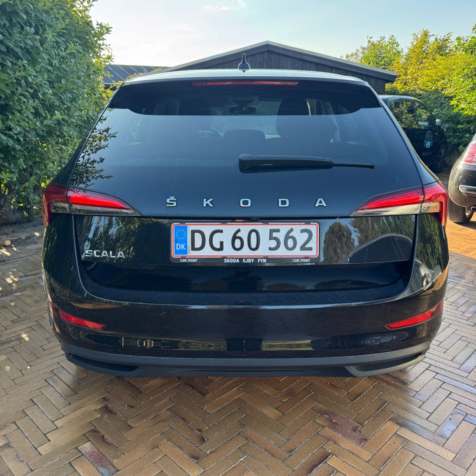 Skoda Scala 1,0 TSi 110 Ambition 5d