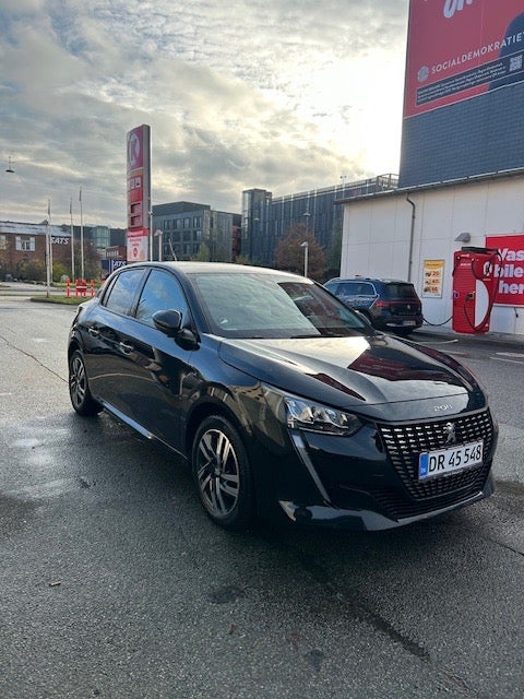 Peugeot 208 1,2 PureTech 100 Allure 5d