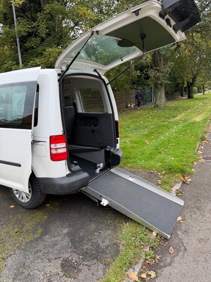 VW Caddy 1,2 TSi 85 Trendline 5d