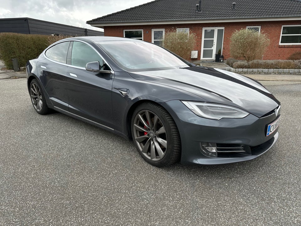 Tesla Model S Ludicrous Performance AWD 5d