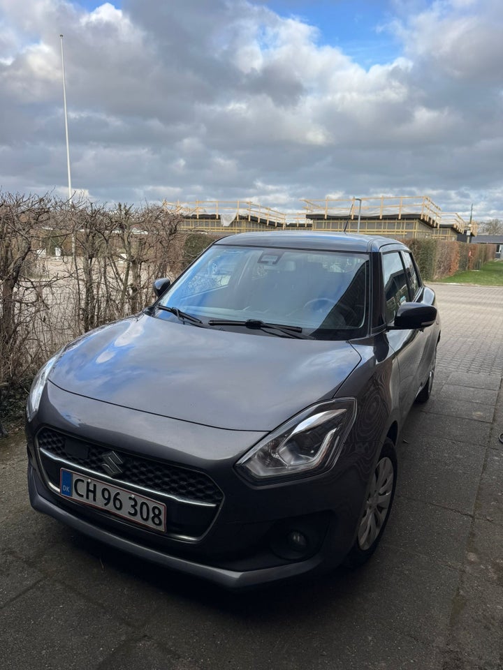 Suzuki Swift 1,2 Dualjet mHybrid Exclusive Gold 5d