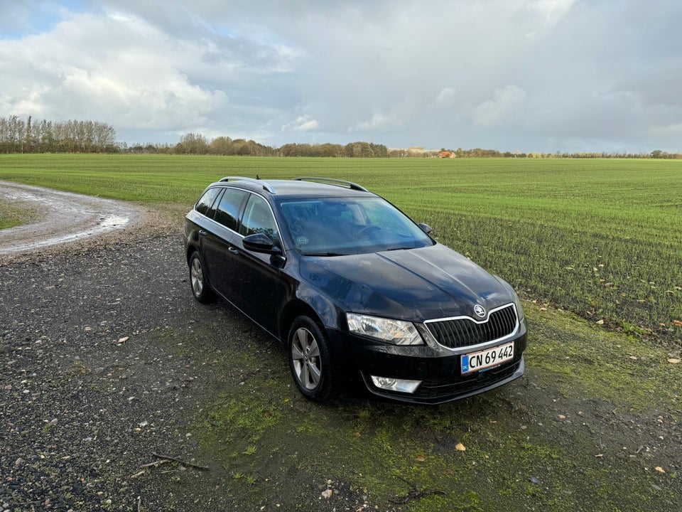 Skoda Octavia 2,0 TDi 150 Ambition Combi 5d