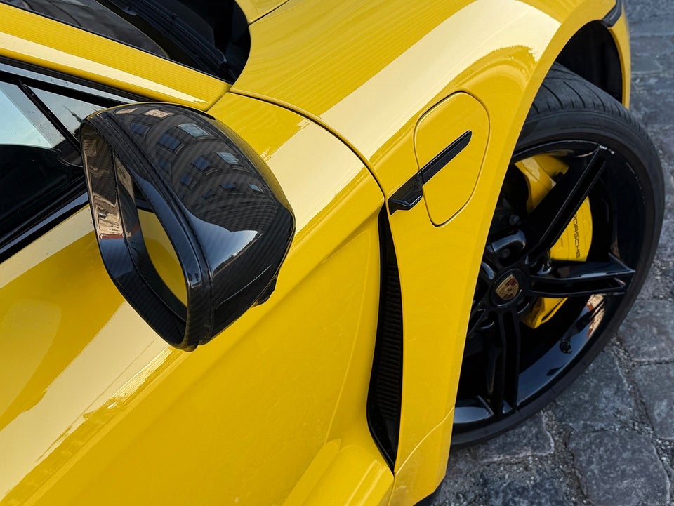 Porsche Taycan Turbo S Performance+ 4d