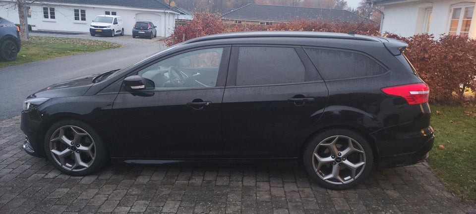 Ford Focus 2,0 TDCi 185 ST3 stc. 5d