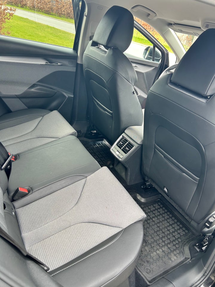 Skoda Enyaq 80 iV Plus 5d