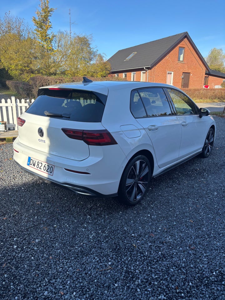 VW Golf VIII 2,0 GTi DSG 5d