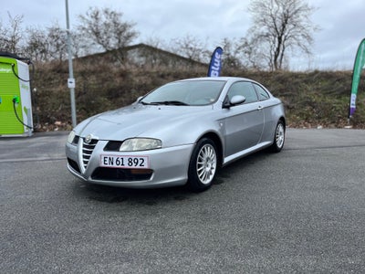 Alfa Romeo GT 2,0 JTS 3d