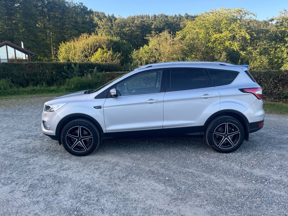 Ford Kuga 1,5 SCTi 176 Titanium aut. AWD 5d