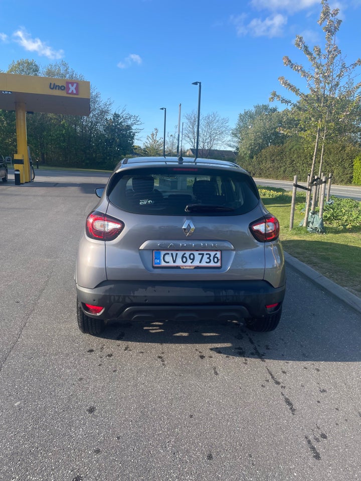 Renault Captur 1,5 dCi 90 Intens EDC 5d