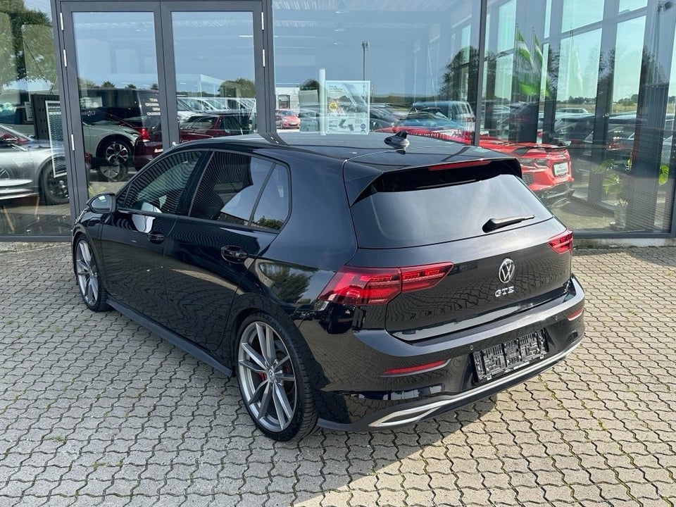 VW Golf VIII 1,4 GTE DSG 5d