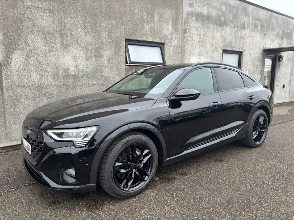 Audi Q8 e-tron 50 S-line Sportback quattro 5d