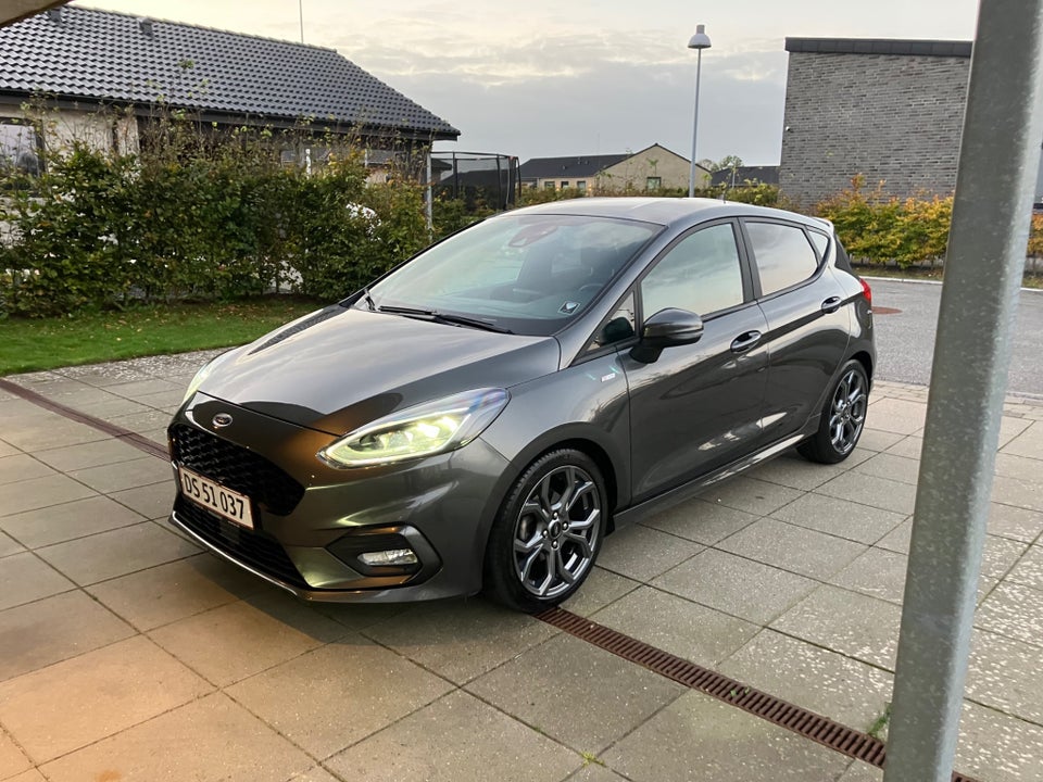 Ford Fiesta 1,0 EcoBoost mHEV ST-Line X 5d