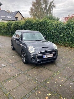 MINI Cooper S 2,0 Essential aut. 3d