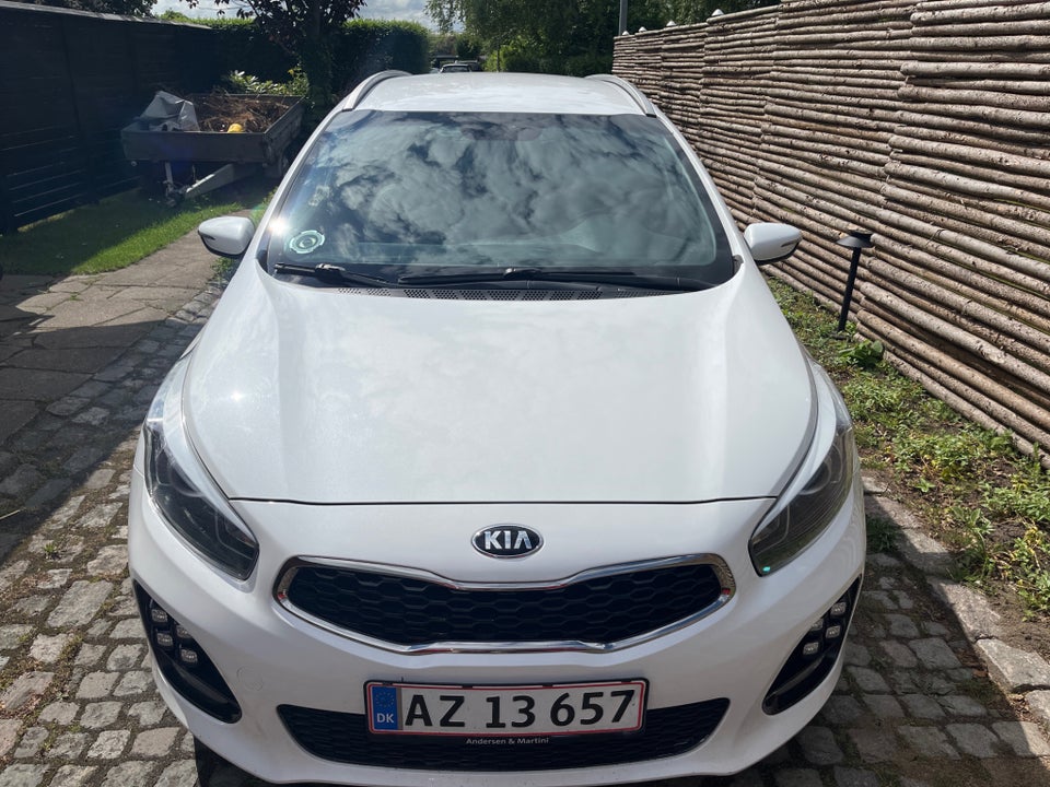 Kia Ceed 1,6 CRDi 136 GT-Line DCT 5d