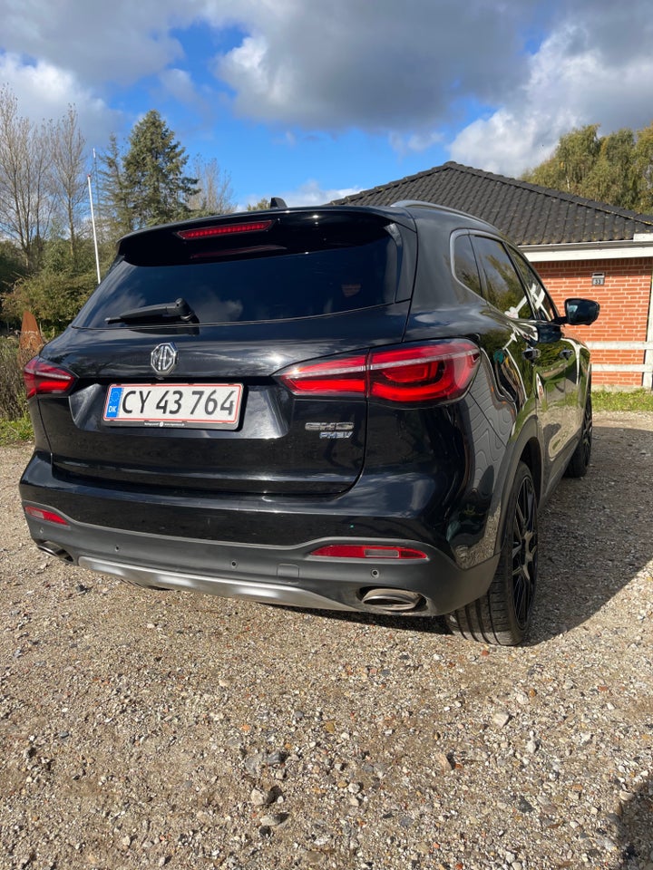 MG EHS 1,5 PHEV Luxury 5d