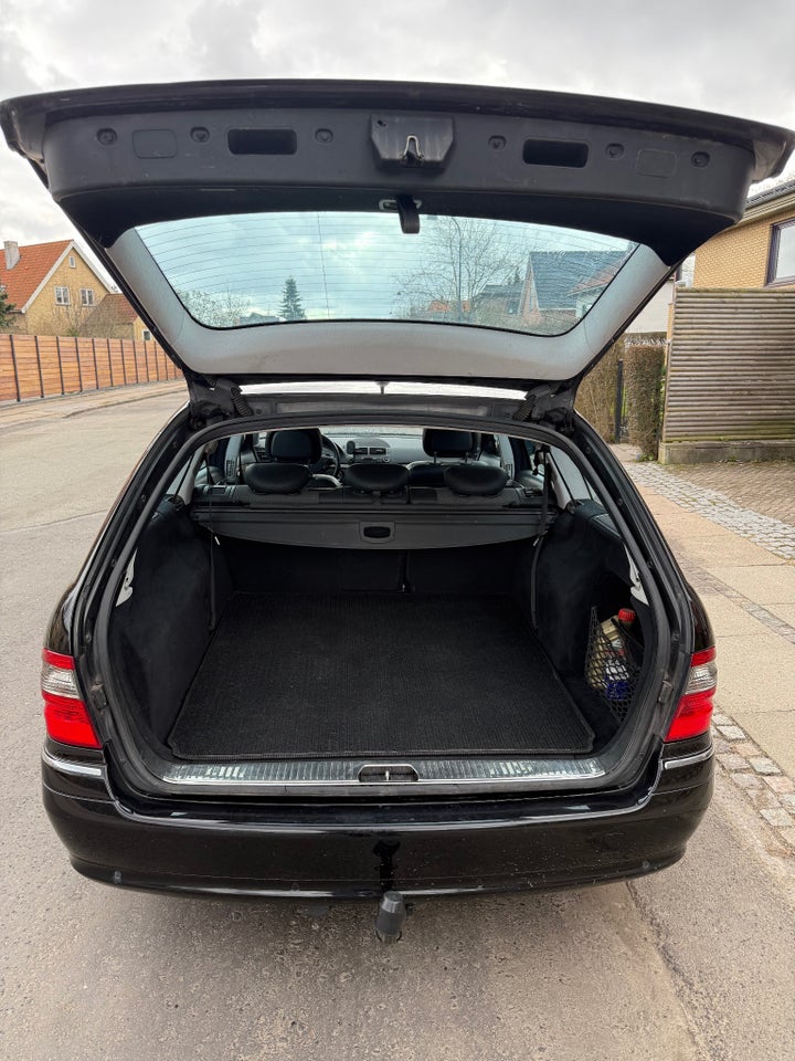 Mercedes E350 3,5 Elegance stc. aut. 5d