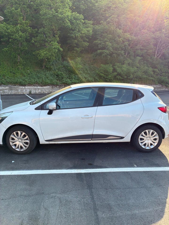 Renault Clio IV 0,9 TCe 90 Zen 5d