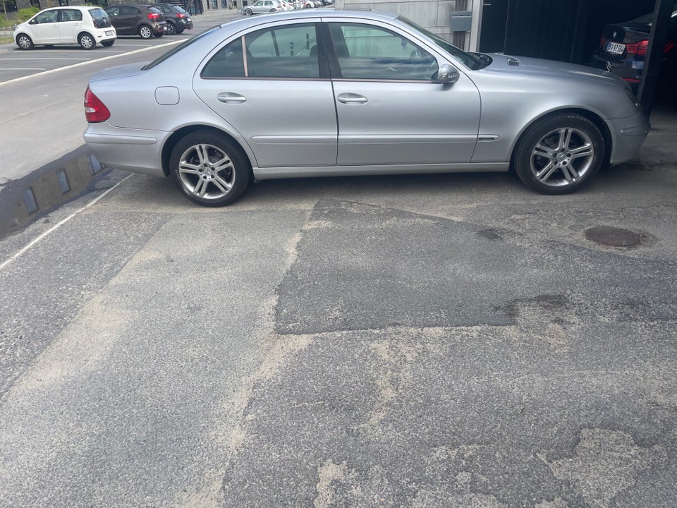 Mercedes E220 2,2 CDi Classic aut. 4d