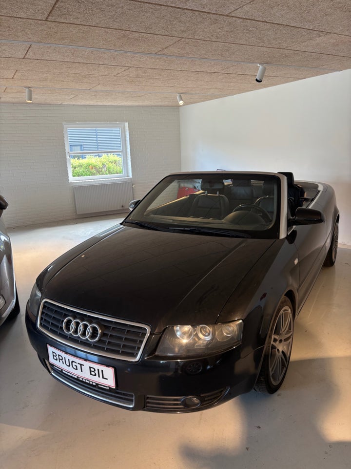 Audi A4 2,4 V6 Cabriolet 2d