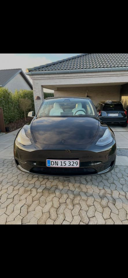 Tesla Model Y RWD 5d