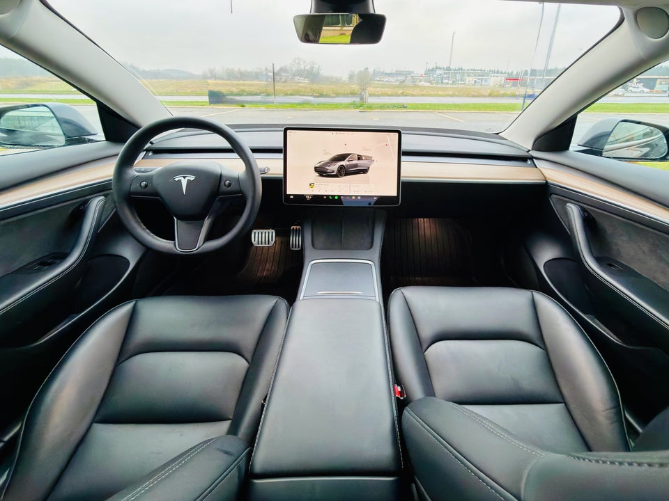 Tesla Model 3 Performance AWD 4d