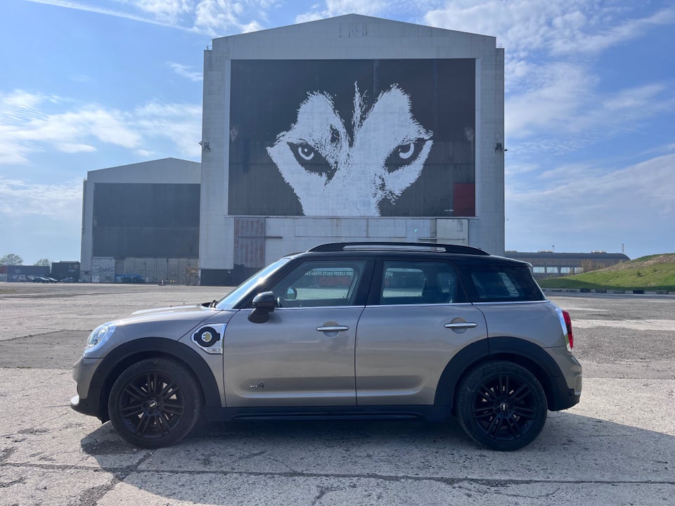 MINI Countryman Cooper SE 1,5 Essential Edition aut. ALL4 5d
