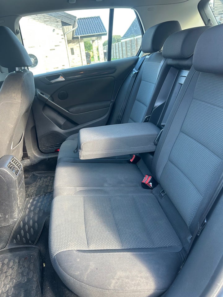 VW Golf VI 1,6 TDi 105 Comfortline DSG BMT 5d