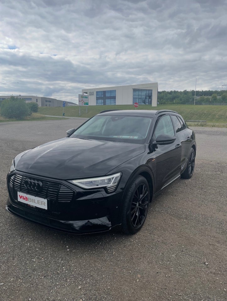 Audi e-tron 50 quattro 5d