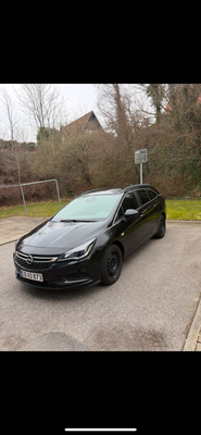 Opel Astra 1,6 CDTi 136 Excite Sports Tourer 5d
