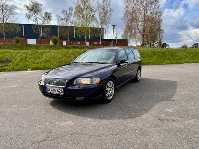 Volvo V70 2,4 170 Benzin modelår 2006 km 271000 Mørkblå ABS airbag service ok full, Træk, AirConditi