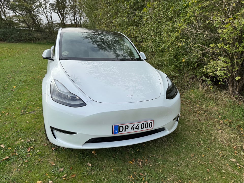 Tesla Model Y Long Range AWD 5d