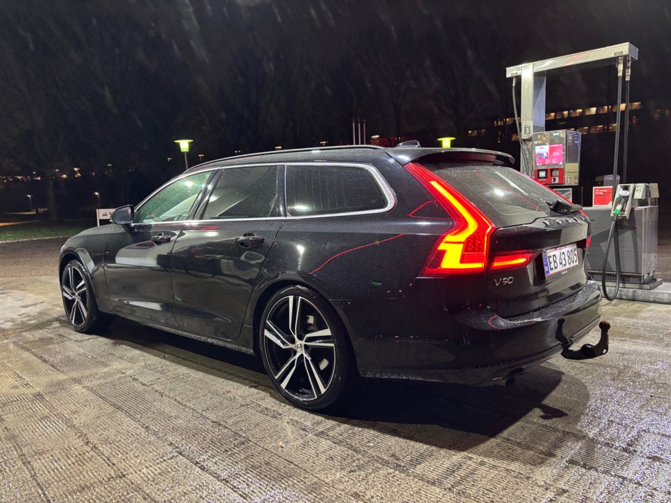 Volvo V90 2,0 D4 190 Momentum aut. AWD 5d