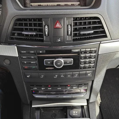 Mercedes E200 1,8 CGi Cabriolet BE 2d