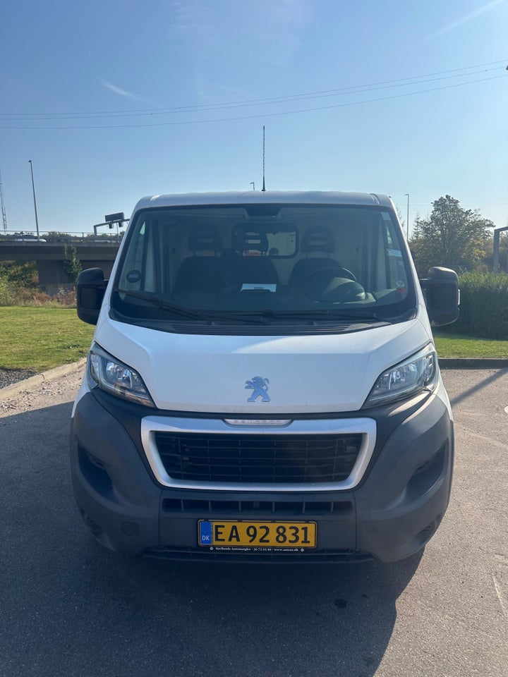 Peugeot Boxer 330 2,2 HDi 130 Kassevogn L2H1